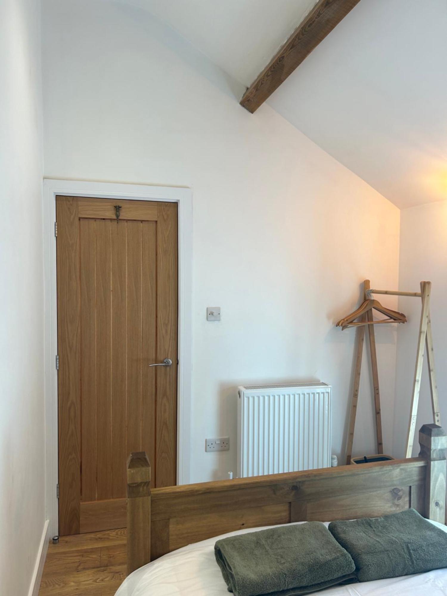 Cosy Modern Miners Cottage Llanllechid Εξωτερικό φωτογραφία